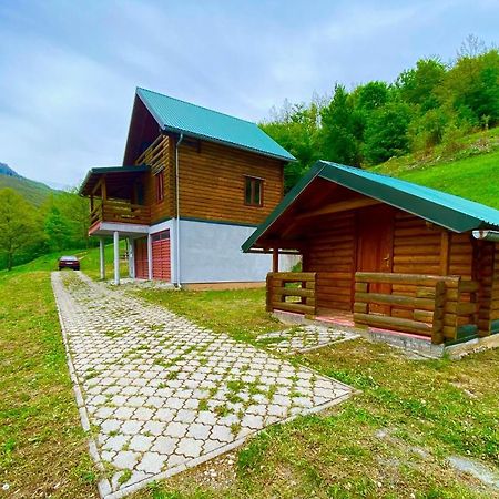 Kamp Kaludra Villa โมจโคแวก ภายนอก รูปภาพ