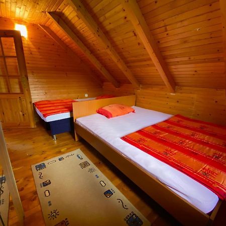 Kamp Kaludra Villa โมจโคแวก ภายนอก รูปภาพ